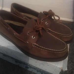 Men sperry